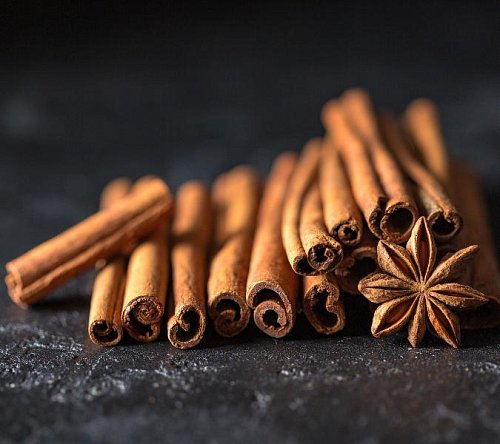 Эфирное масло Корица Cinnamomum zeylanicum